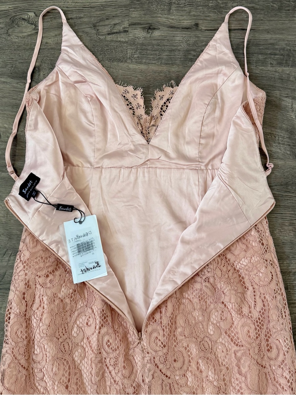 Bardot Gia Lace Midi Dress Blush Pink Wedding Guest Pencil NWT 6 - Picture 9 of 14